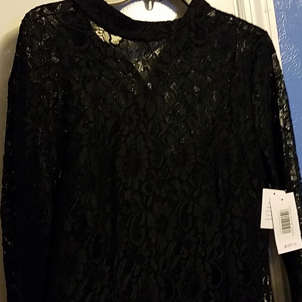 Dress - Picture 3 of 4